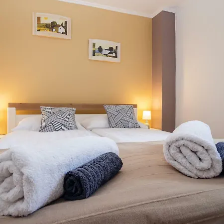 Casa Montana * Balatonalmadi