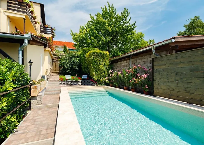 Casa Montana Apartment Balatonalmadi