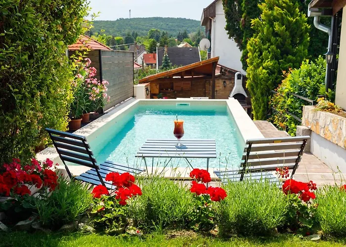 Casa Montana Apartment Balatonalmadi